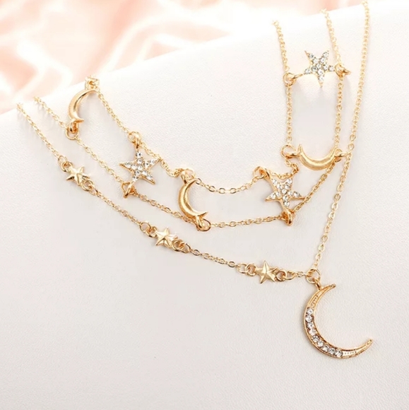 ☆Princessa☆ Stars and Moon Layered necklace - Picture 3 of 6